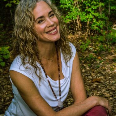 Ocean Renewal: A Yoga Retreat to Reconnect Body & Soul